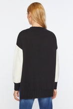 Load image into Gallery viewer, CHUNKY WOOL V-NECK SWEATER WITH CHEQUERBOARD PATTERN
