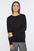 Load image into Gallery viewer, CHUNKY WOOL CREWNECK SWEATER

