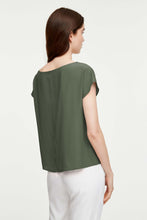 Load image into Gallery viewer, CROPPED T-SHIRT IN CRÊPE DE CHINE
