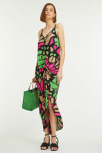 Load image into Gallery viewer, BUTTERFLY PRINT GATHERED SLIP DRESS
