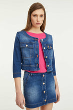 Load image into Gallery viewer, BLUE DENIM CROPPED JACKET
