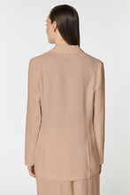 Load image into Gallery viewer, DOUBLE-BREASTED TAILORED BLAZER IN STRETCHY LINEN, UNLINED
