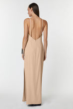 Load image into Gallery viewer, HALTER NECK MAXI DRESS IN STRETCHY VISCOSE CRÊPE
