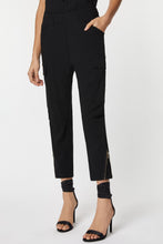Load image into Gallery viewer, ANKLE ZIPPER CARGO PANTS IN STRETCHY VISCOSE CRÊPE
