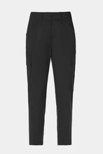 Load image into Gallery viewer, CARGO PANTS IN STRETCHY POPLIN

