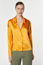 Load image into Gallery viewer, BOXY SHIRT IN STRETCHY SATIN WITH GOLD METAL BUTTONS
