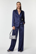 Load image into Gallery viewer, BELTED PANTS IN STRETCHY SATIN
