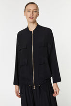 Load image into Gallery viewer, BOYFRIEND JACKET IN CRÊPE DE CHINE
