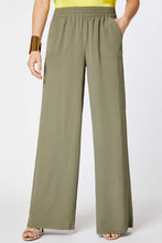 Load image into Gallery viewer, CRÊPE DE CHINE WIDE LEG PANTS

