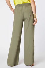 Load image into Gallery viewer, CRÊPE DE CHINE WIDE LEG PANTS
