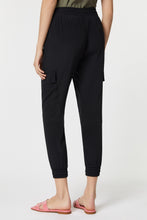 Load image into Gallery viewer, CRÊPE DE CHINE JOGGERS WITH MAXI DOUBLE POCKETS ON THE SIDES
