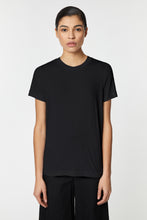 Load image into Gallery viewer, BASIC CREW-NECK JERSEY T-SHIRT
