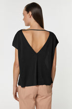 Load image into Gallery viewer, CREW NECK CROPPED TOP IN LINEN/VISCOSE JERSEY
