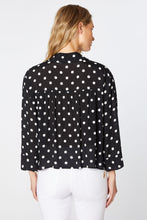 Load image into Gallery viewer, BOXY SHIRT WITH THREE QUARTER SLEEVES

