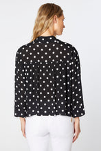 Load image into Gallery viewer, BOXY SHIRT WITH THREE QUARTER SLEEVES
