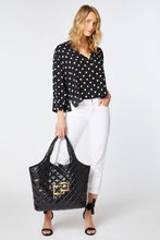 Load image into Gallery viewer, BOXY SHIRT WITH THREE QUARTER SLEEVES
