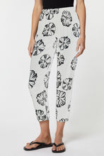 Load image into Gallery viewer, CARROT PANTS IN FLORAL-PRINTED VISCOSE WITH ELASTICATED WAISTBAND
