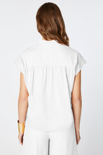 Load image into Gallery viewer, BOXY SLEEVELESS SHIRT IN STRETCHY COTTON POPLIN WITH MANDARIN COLLAR
