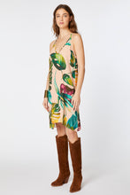 Load image into Gallery viewer, DRESS IN TROPICAL-PRINT VISCOSE WITH V NECK AND THIN SHOULDER STRAPS
