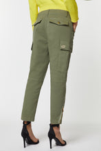 Load image into Gallery viewer, CARGO PANTS WITH ZIPPERS, IN DENIM-LOOK STRETCHY COTTON GABERDINE
