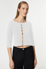 Load image into Gallery viewer, FITTED TOP IN STRETCHY VISCOSE WITH OPENWORK ON THE FRONT
