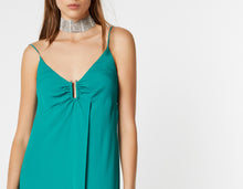 Load image into Gallery viewer, CREPE DE CHINE MAXI DRESS WITH METAL CLIP IN THE MIDDLE
