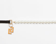 Load image into Gallery viewer, BEJEWELLED BELT WITH WHITE PEARLS
