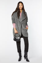 Load image into Gallery viewer, CHUNKY KNIT CREW-NECK SWEATER

