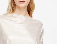 Load image into Gallery viewer, BOXY SWEATER IN METALLIC RIBBED KNIT 
