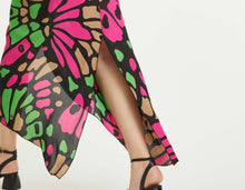 Load image into Gallery viewer, BUTTERFLY PRINT GATHERED SLIP DRESS
