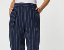 Load image into Gallery viewer, CARROT PANTS IN PINSTRIPE COTTON/LINEN BLEND
