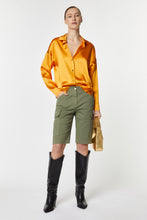 Load image into Gallery viewer, BOXY SHIRT IN STRETCHY SATIN WITH GOLD METAL BUTTONS
